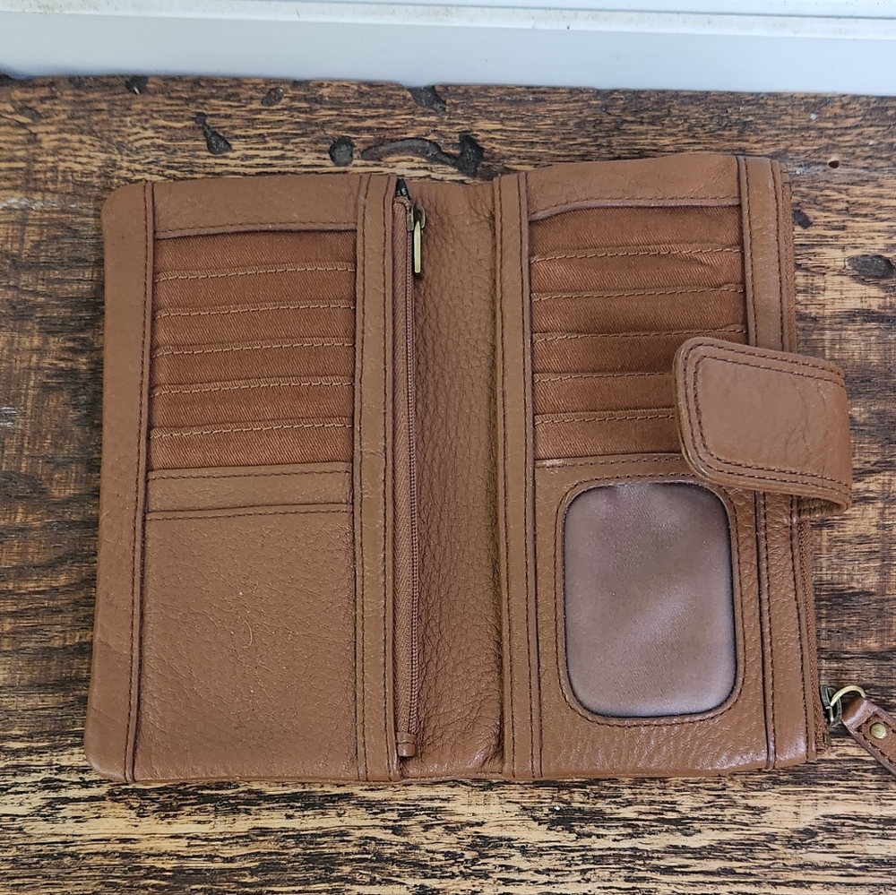 Fossil Wallet - Picture 3 of 6